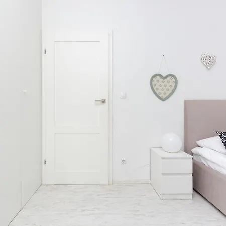 فندق Nowy Mokotow Konstruktorska By Renters وارسو